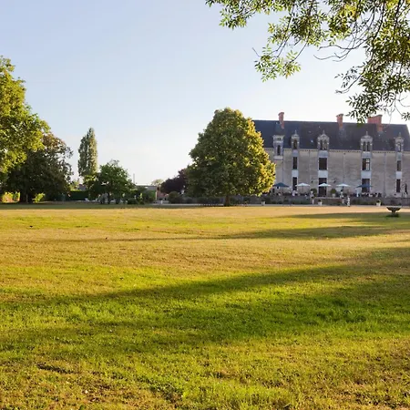Chateau De La Verie