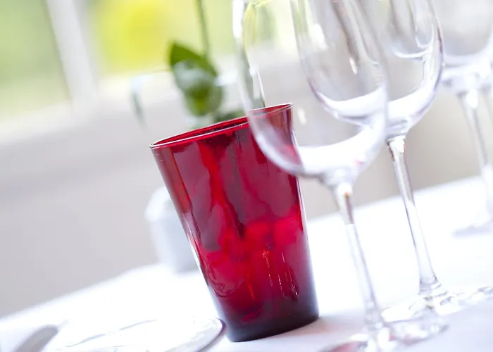 德拉韦励酒庄酒店