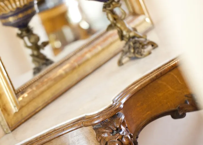 德拉韦励酒庄酒店