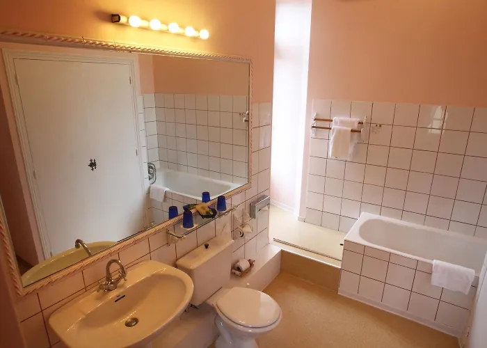 Chateau De La Verie Шаллан